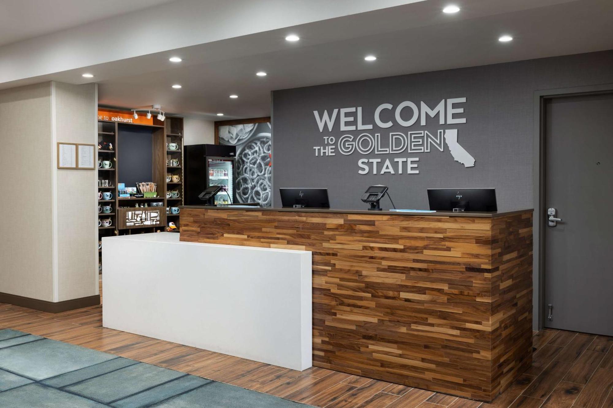 Hampton Inn Oakhurst-Yosemite Exterior photo
